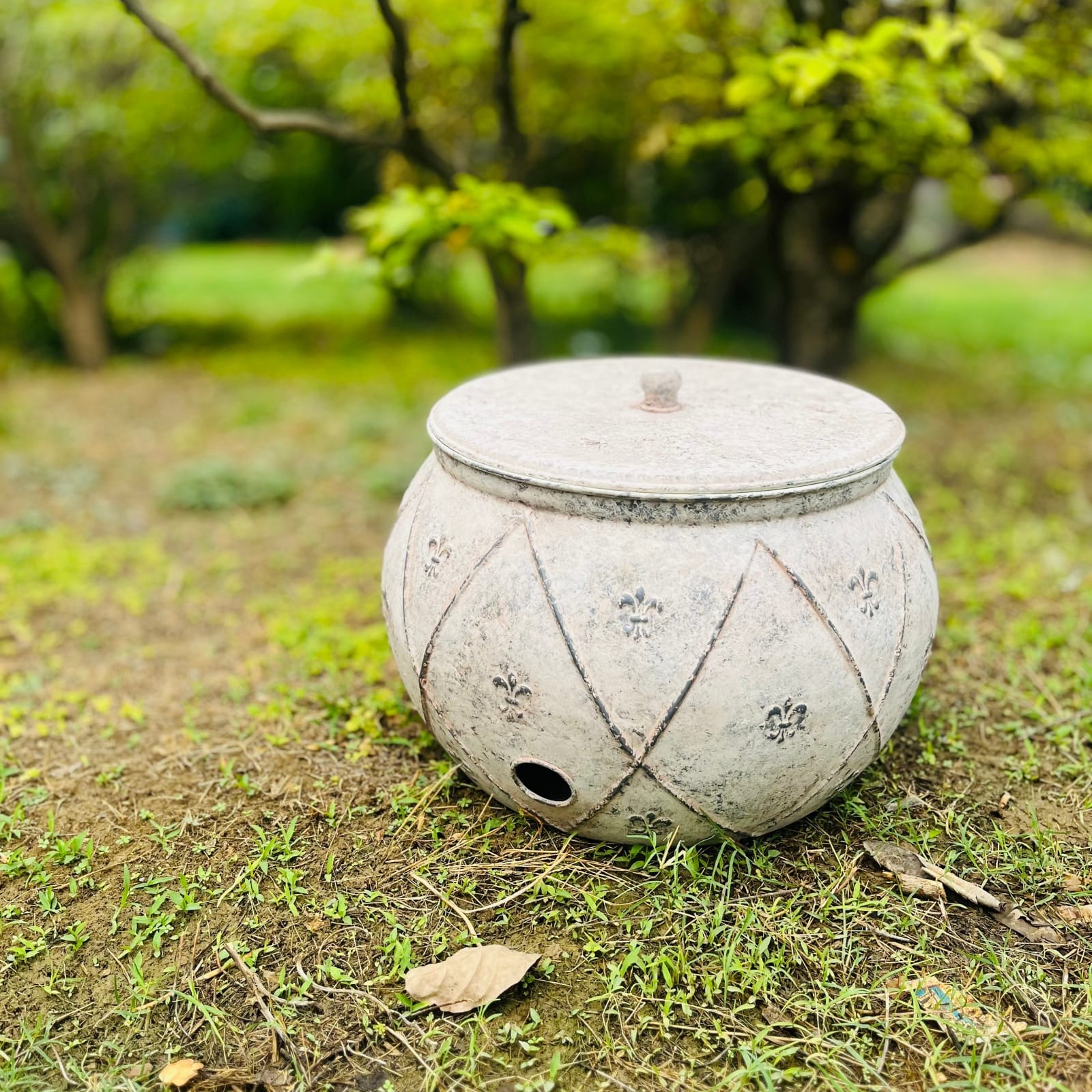 Metal Hose Pot Kaniry Home Decor